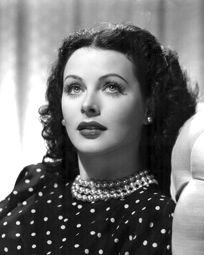 Hedy Lamarr: WiFi Pioneer